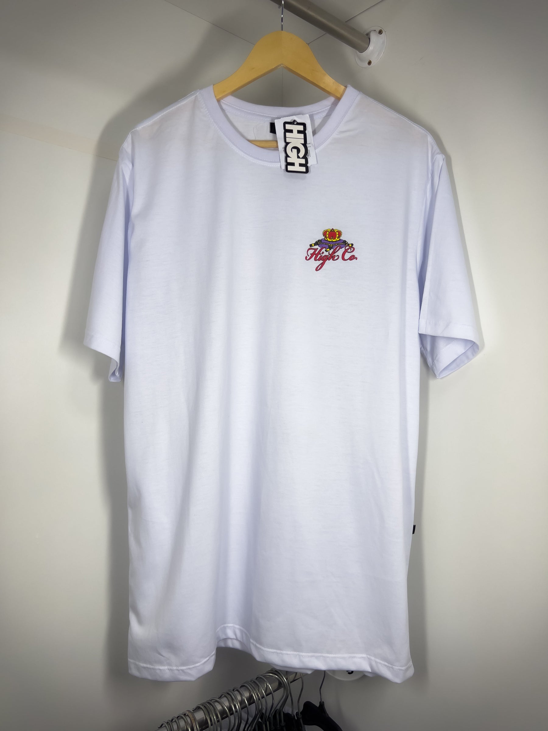Camiseta High