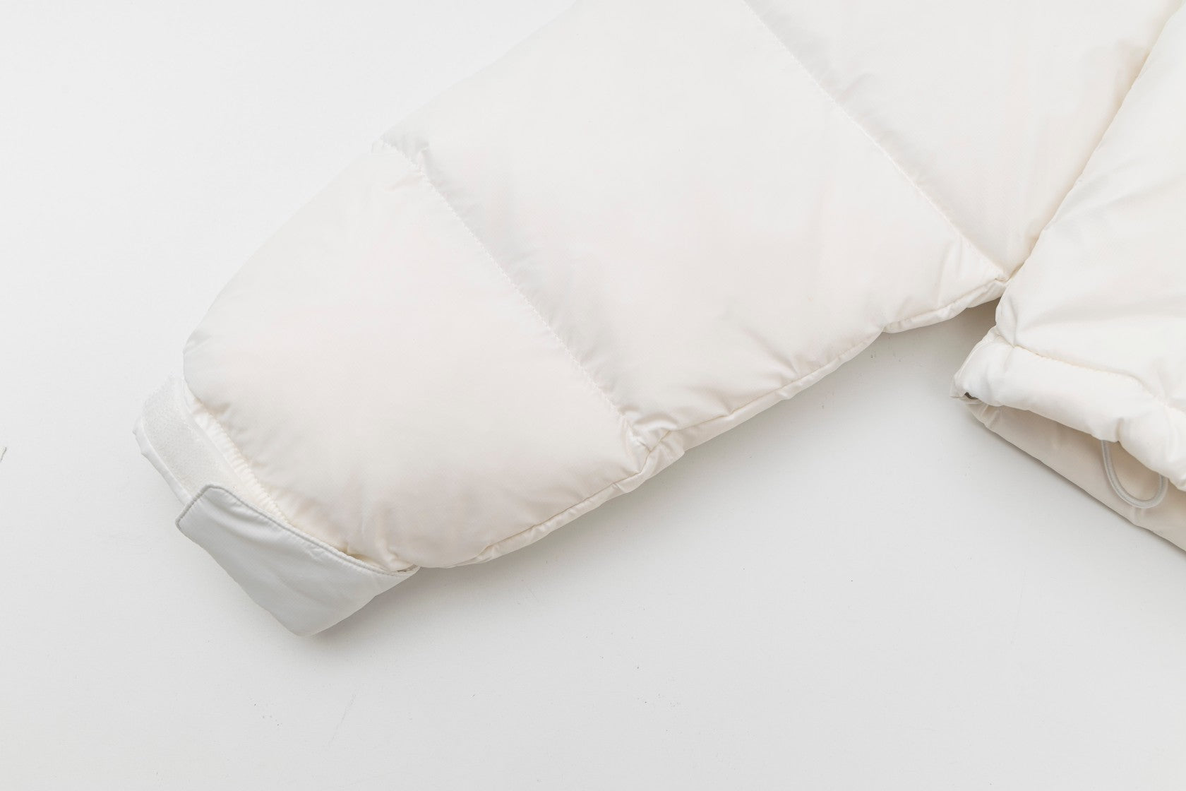 Jaqueta The North Face Nuptse 700 Short - Feminina