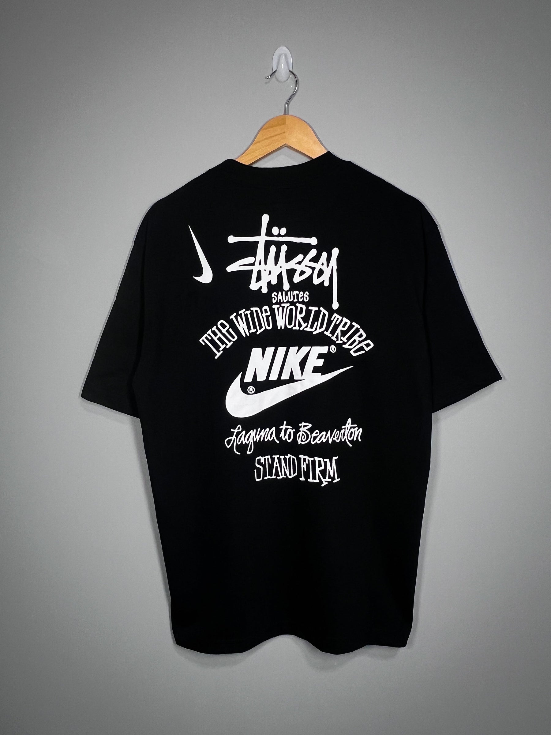 Camiseta Nike x Stüssy - Oversized