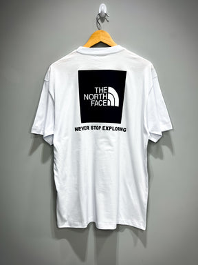 Camiseta The North Face - “Box NSE Tee”