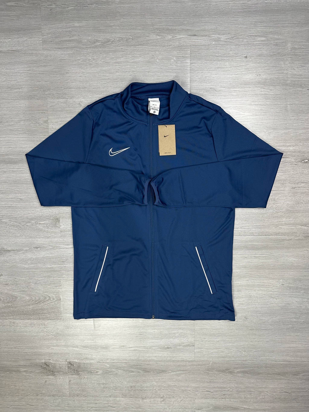 Conjunto NK Dri-Fit 2021 (Azul Marinho e Branco)